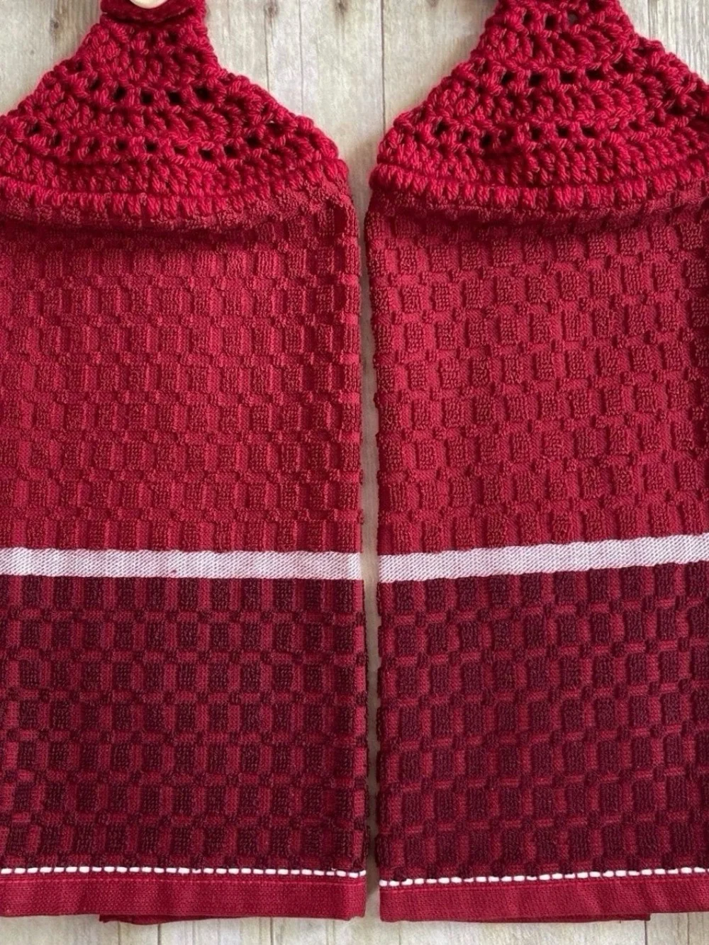 Crochet Top Hanging Towel Set of 2 Single Thickness Dark Red